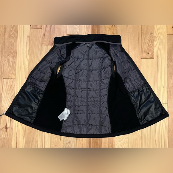 Eddie Bauer Vest Woman’s Black Size Medium - Picture 3 of 4